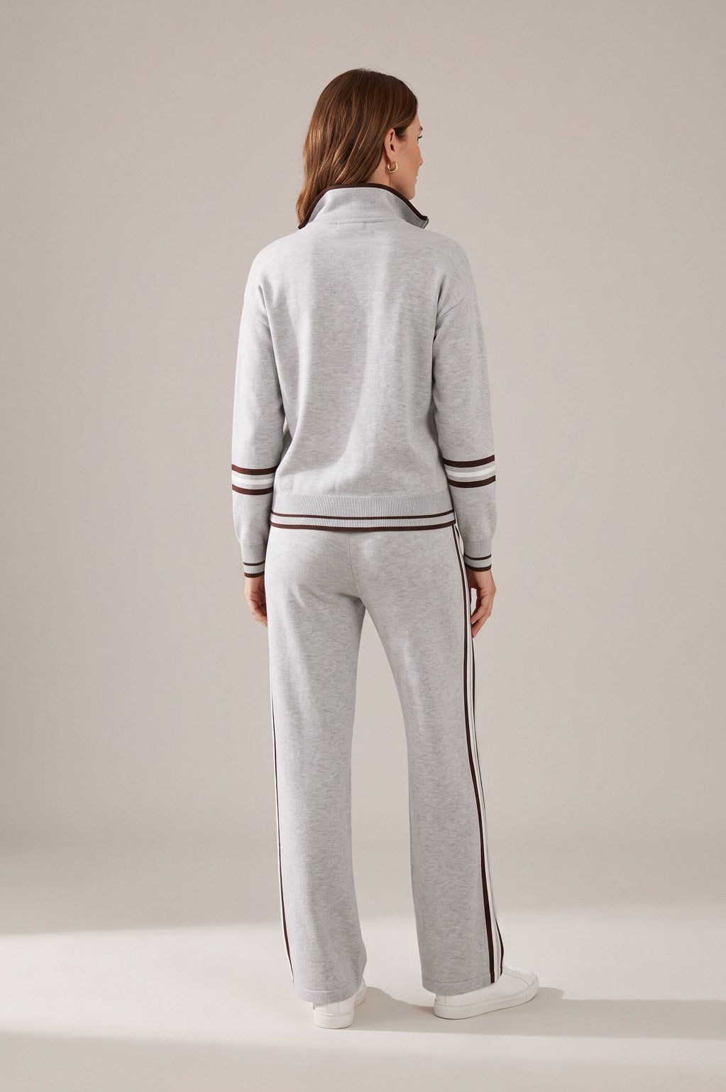 Ensemble Rebeca Paris gris clair de dos